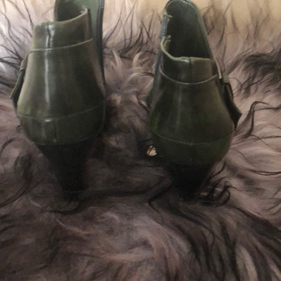 Vince Camuto Booties - Picture 5 of 8